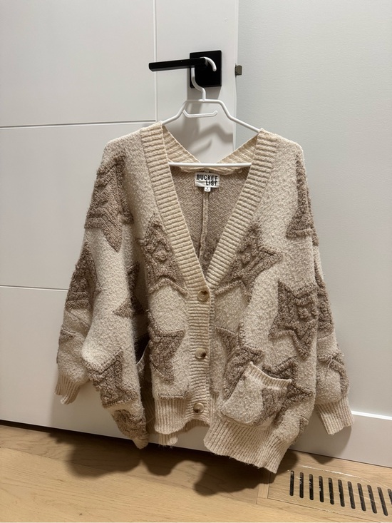 BUCKETLIST Sweaters - BUCKETLIST Cream and Brown Star-Print Chunky Cardigan